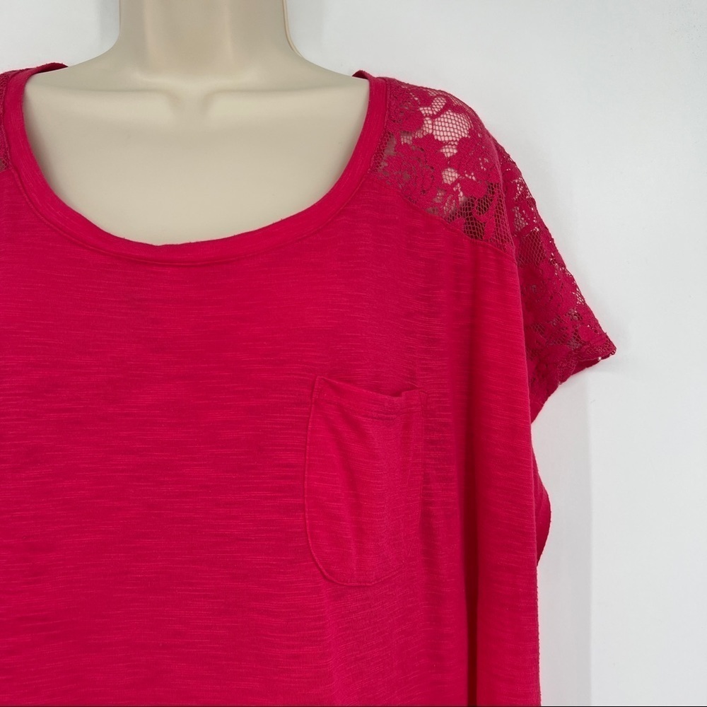Avenue Pink Floral Lace Scoopneck Short Sleeves Relaxed Fit Heathered Blouse